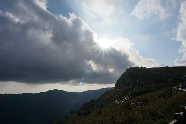 神農(nóng)架有什么好玩的地方 神農(nóng)架有野人嗎