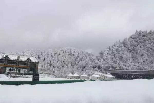 2022重慶茅草壩滑雪場攻略 門票價(jià)格和地址交通指南